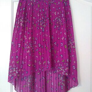 14/16 | Pleated High-low Skirt | D-Signed